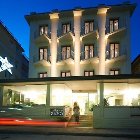 Hotel Sirio Лидо Ди Камайоре Екстериор снимка