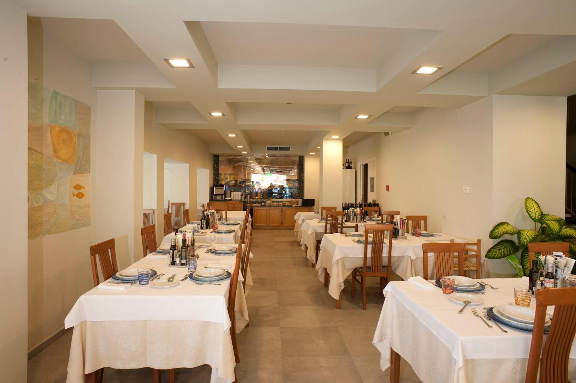 Hotel Sirio Лидо Ди Камайоре Екстериор снимка