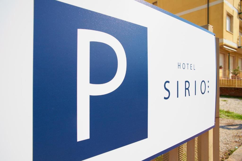 Hotel Sirio Лидо Ди Камайоре Екстериор снимка